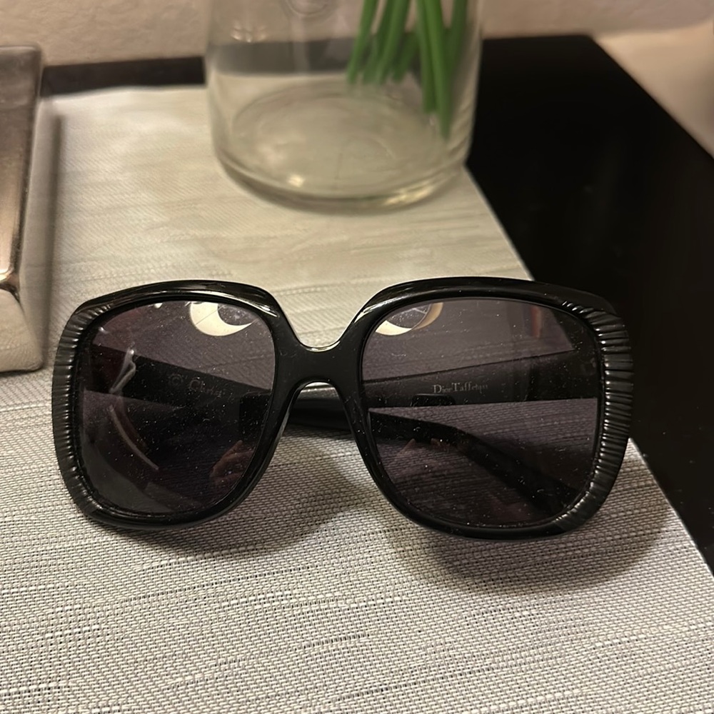 Taffetas Grey Gradient Oversized Sunglasses